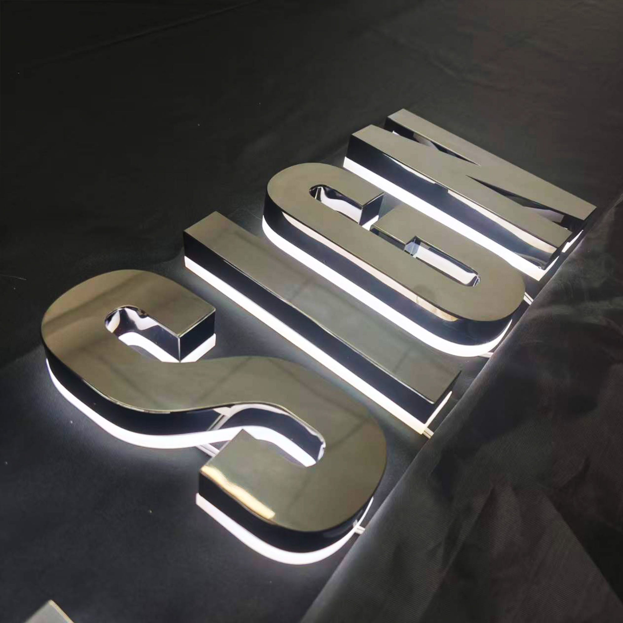 Custom Backlit Channel Letters Black Mirror Stainless Steel LED Backlit Sign for Business Storefront
