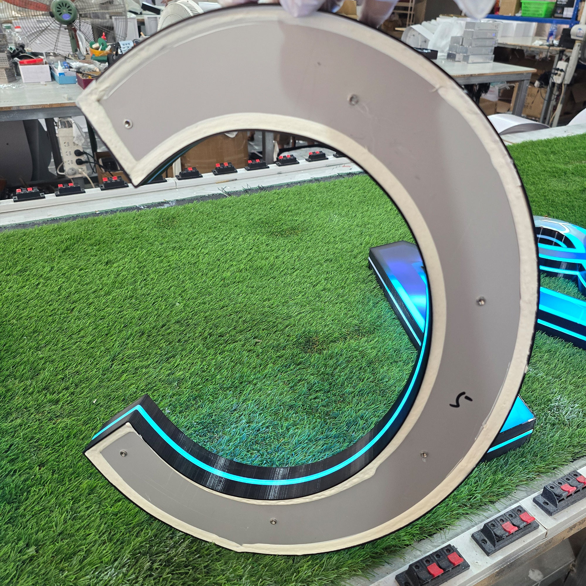 Custom 3D Printed Front & Edge Lit Channel Letters | Outdoor Storefront LED Logo Sign