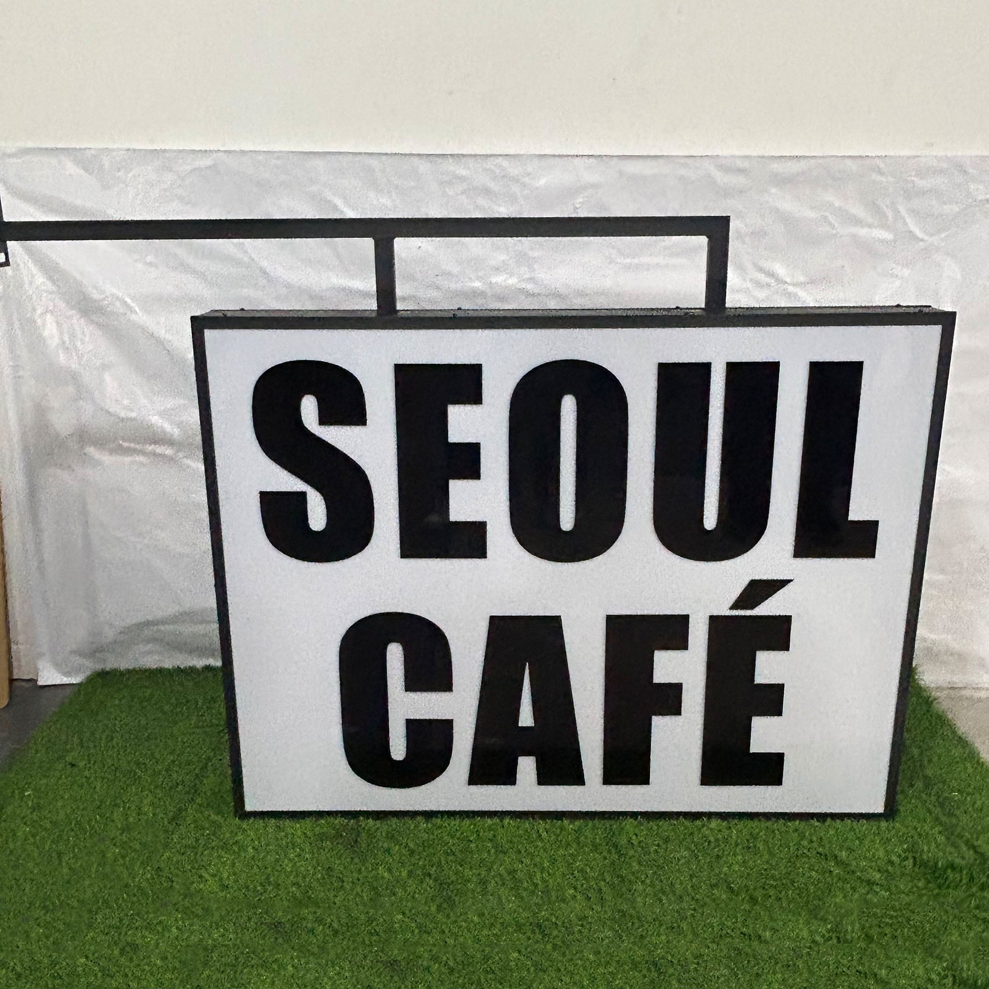 Custom Double-Sided Blade Light Box|Sign Cabinet  |LED Light Boxes|Storefront Signage