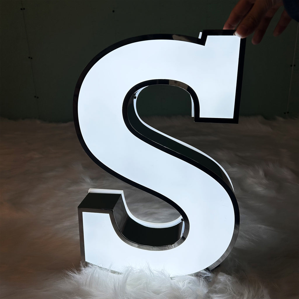 Custom Trim Cap Channel Letters Mirror Polished Stainless Steel Channel Letters LED Storefront & Commercial Signage