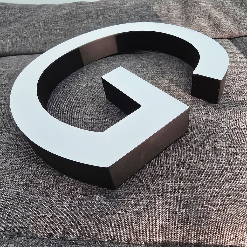 Custom Front-lit Acrylic Letters,Straight Edge，Business Storefront & Office Branding