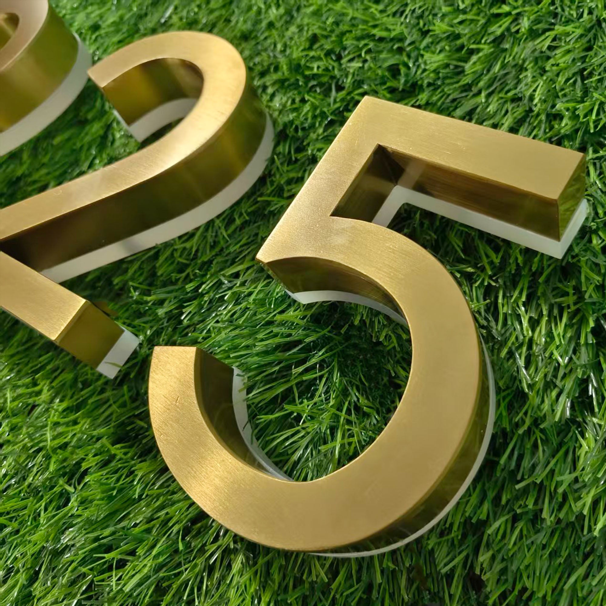 Custom Back-lit channel  Letters  LED House Numbers Illuminated Business Signs