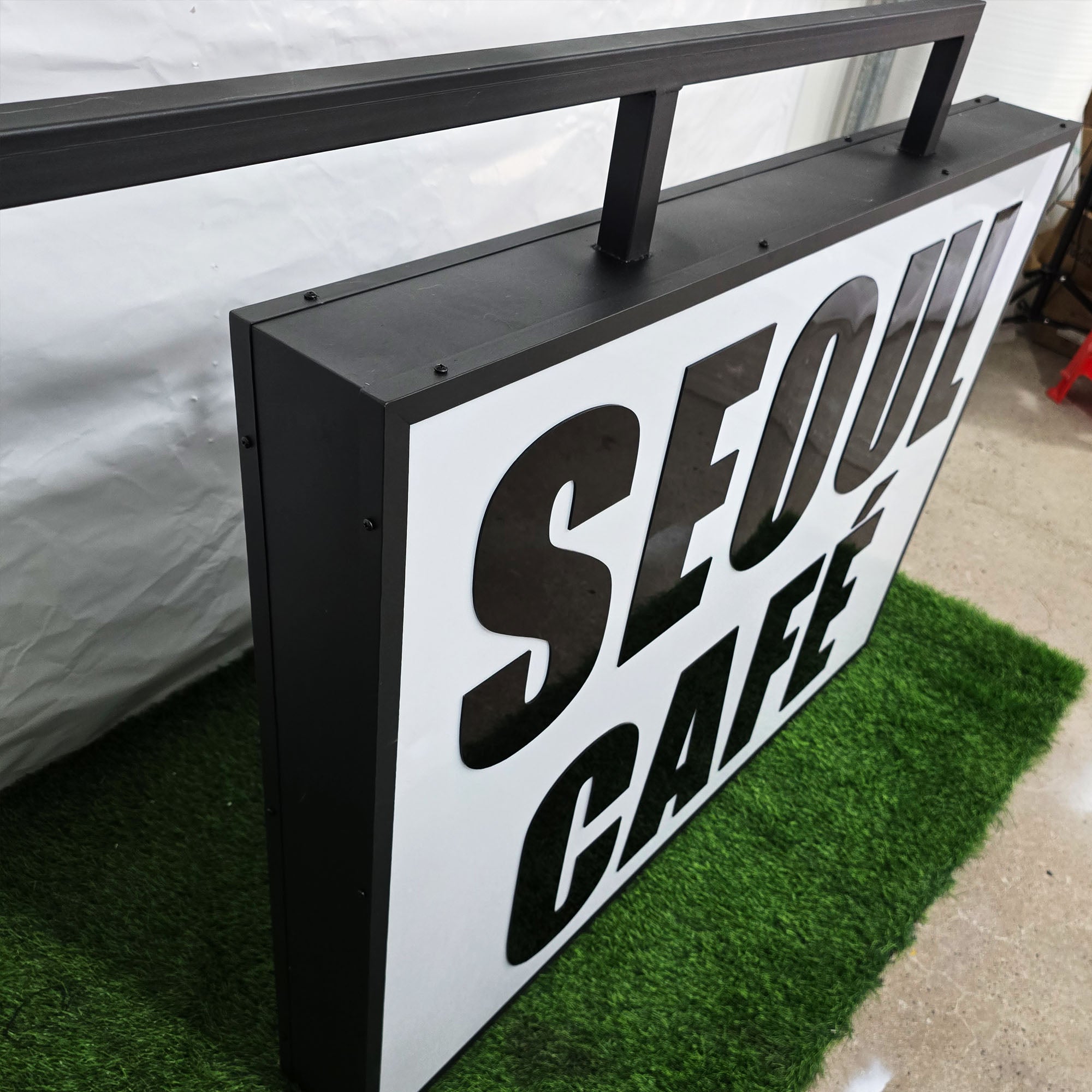 Custom Double-Sided Blade Light Box|Sign Cabinet  |LED Light Boxes|Storefront Signage